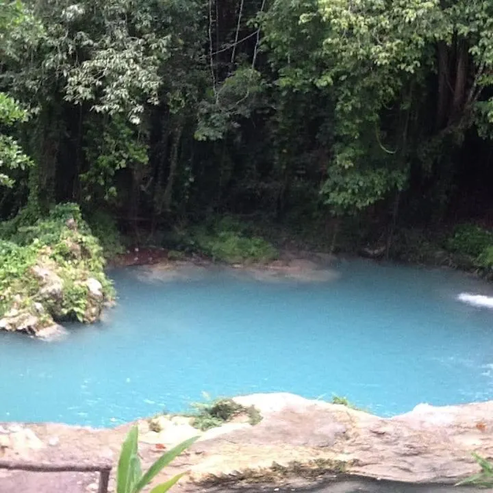 Ocho Rios Emerald 2 Bed 10 Mins Ocho Rios 24Hrs Hot Water Wi Fi Holiday home